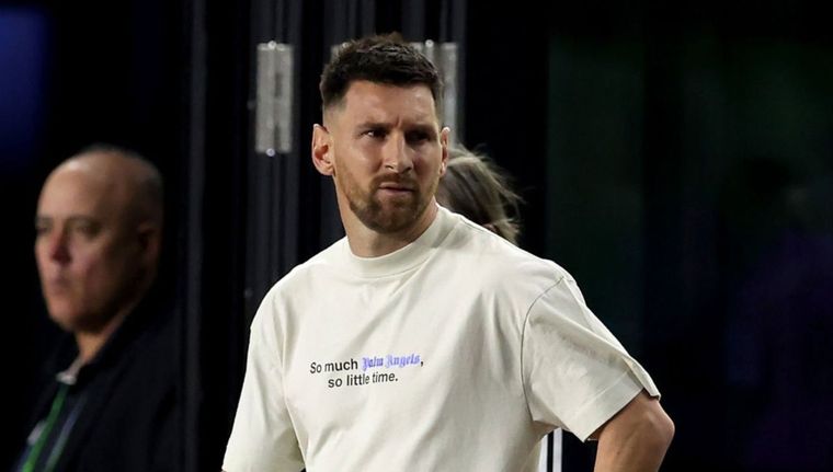 Un ex River contó detalles del escándalo post partido en Miami Foto: @Crackbol10