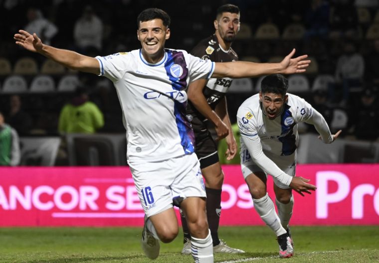 El mediocampista tuvo su debut soñado. Foto: Fotobaires