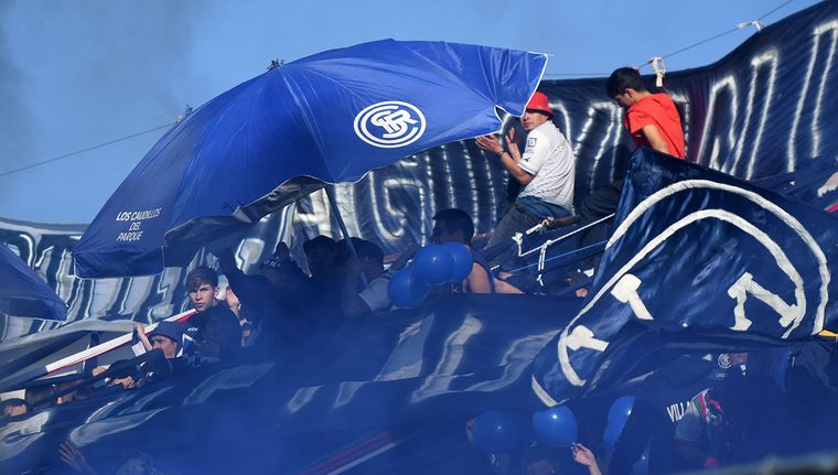 Se publicó el valor de las entradas para ver a Independiente Rivadavia en Copa Argentina. Foto: Santiago Tagua/MDZ