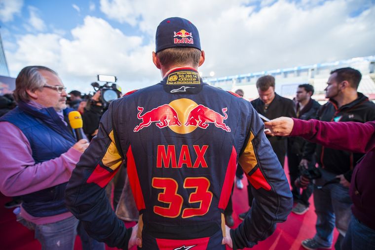 Ni el #1 ni el #33: la llamativa elección de Max Verstappen para la temporada 2026. Ni el #1 ni el #33: la llamativa elección de Max Verstappen para la temporada 2026.
