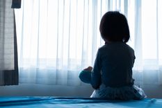 Es hora de que reconozcamos que el maltrato infantil, es un desafío que nos concierne a todos como sociedad. Foto: Shutterstock