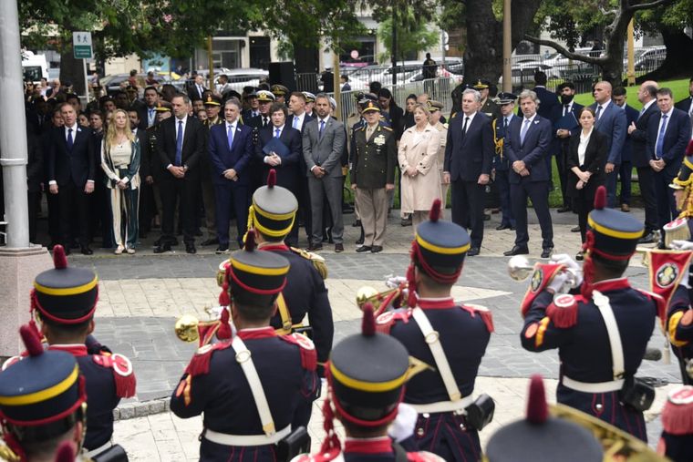 Del acto de Malvinas participó el Gabinete completo del Gobierno de la Nación y también el Gobierno porteño.