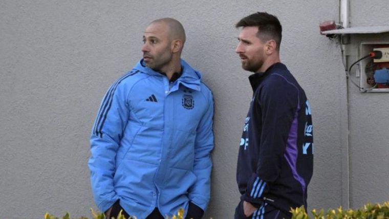 Mascherano mantiene la ilusión de tener a Messi en París Foto: @Argentina