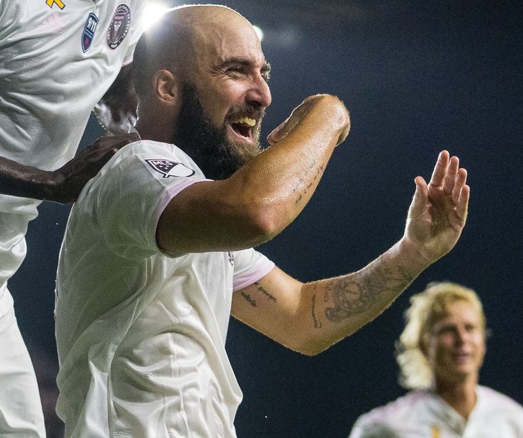 El Pipa se divierte en un nuevo deporte. Foto: Inter Miami