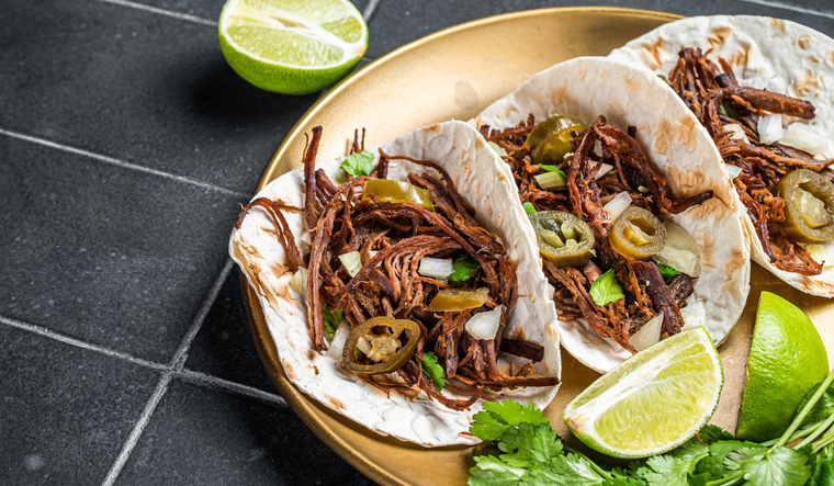 La receta original se cocinaba bajo tierra para lograr mayor suavidad. La receta original se cocinaba bajo tierra para lograr mayor suavidad.