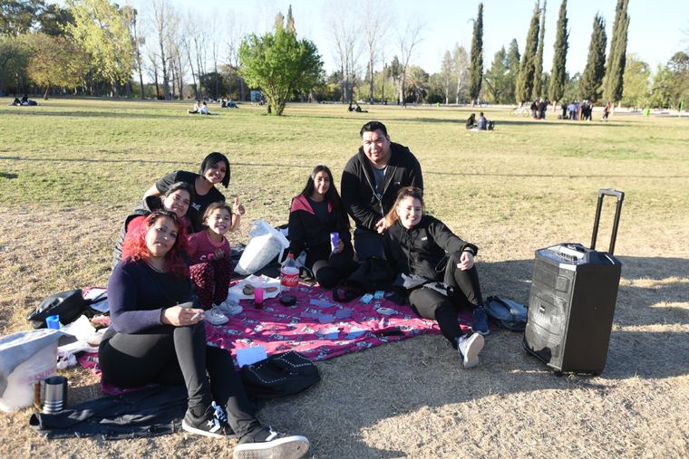 Los jóvenes necesitan valorar su condición de estudiantes y retomar el ritual del festejo. Foto: Maximiliano Ríos/MDZ