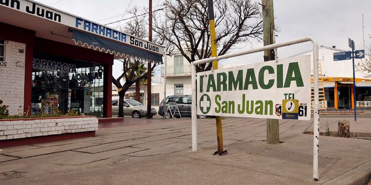 El local, que asalto un hombre que entró con un arma. Foto: Agustín Mauricio/Mediamza.com