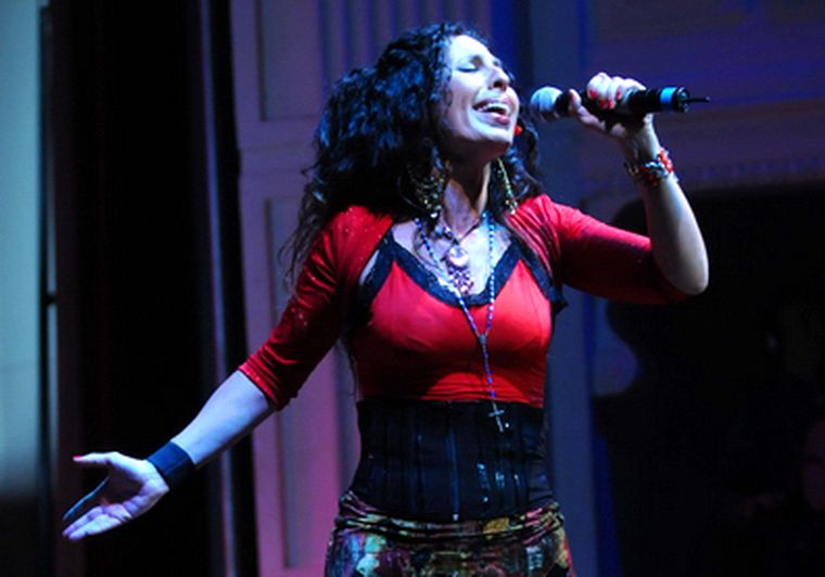 María Soledad Contreras, la flamenquísima voz de Simpecao. Foto: Nacho Gaffuri / MDZ