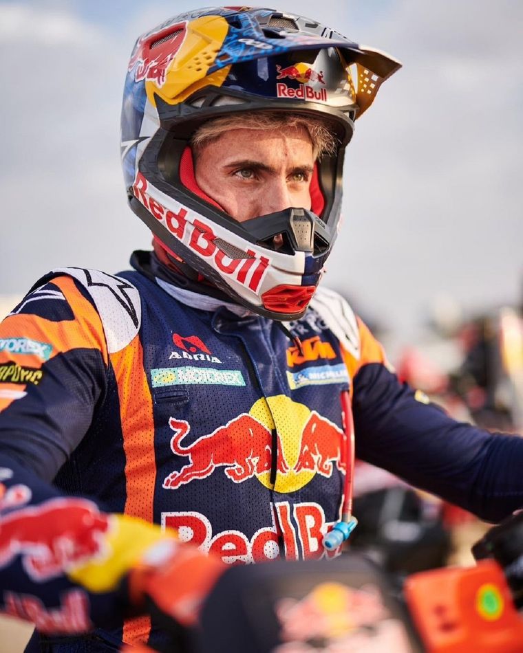 Kevin Benavides comenzará la segunda semana a solo 13 segundos de la cima. Foto: Instagram