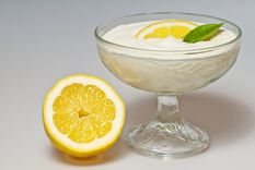 Mousse de limón Una receta simple y deliciosa para hacer en pocos pasos. Foto: Eva López