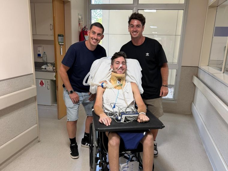 Juan Cruz Yacopini recibió la visita de dos reconocidos deportistas del mundo motor y amigos cercanos, un gesto que reforzó el acompañamiento en su proceso médico.