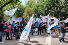 dia de caos en la legislatura: varias marchas confluyeron en el centro