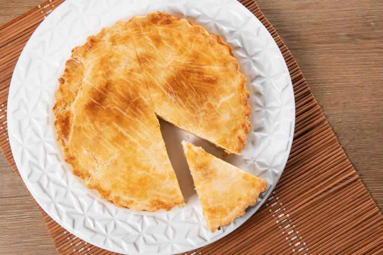 El pastel de pollo es una receta ideal para días frescos. Foto: Shutterstock