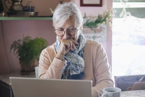 El Gobierno lanzó cursos virtuales para jubilados. El Gobierno lanzó cursos virtuales para jubilados.
