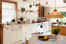 Aconsejan no esperar el paso del tiempo para usar tus mejores objetos (no guardar la alegría que eso pueda significar para una ocasión especial). Foto: deVOL Kitchens