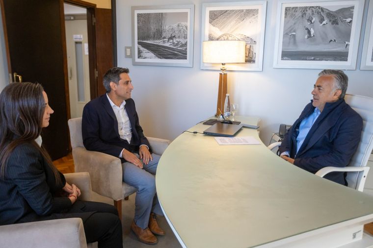 Alfredo Cornejo junto a Mercedes Rus y&nbsp;Rafael García Borda