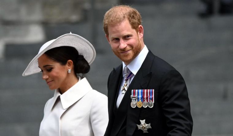 Príncipe Enrique Harry El príncipe Enrique, junto a su esposa, Meghan Markle. Foto: Efe.