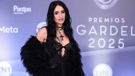 La artista realizó un sentido agradecimiento en el escenario. Foto: RS Fotos. La artista realizó un sentido agradecimiento en el escenario. Foto: RS Fotos.