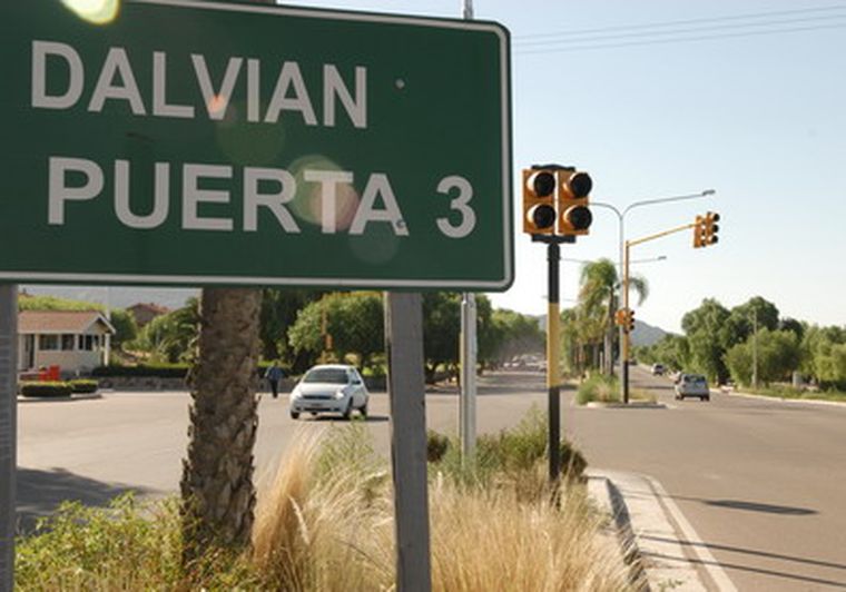 Uno de los ingresos al barrio Dalvian.&nbsp;