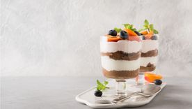Trifle con chocolate y crema pastelera Una receta deliciosa para hacer en pocos pasos. Foto: Shutterstock