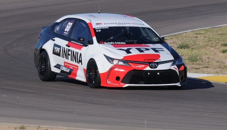 El Corolla de Santero en acción. Foto: Prensa Turismo Nacional