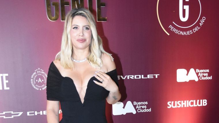 Wanda Nara comenzó a vender ropa a través de una página web. Wanda Nara comenzó a vender ropa a través de una página web.