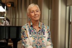 Navratilova desertó de la Checoslovaquia comunista hace 50 años porque ambicionaba convertirse en la mejor tenista del mundo. Navratilova desertó de la Checoslovaquia comunista hace 50 años porque ambicionaba convertirse en la mejor tenista del mundo.