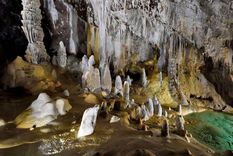 La cueva de Lechuguilla es una de las cuevas de piedra caliza más largas y profundas del mundo.