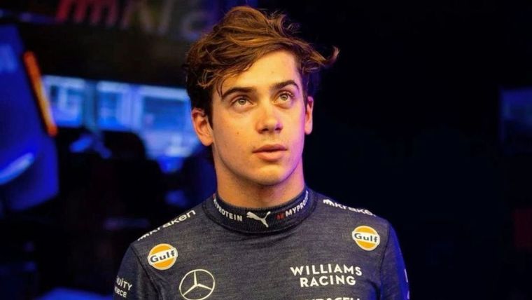 El piloto de automovilismo tiene 21 años Foto: Instagram @francolapinto