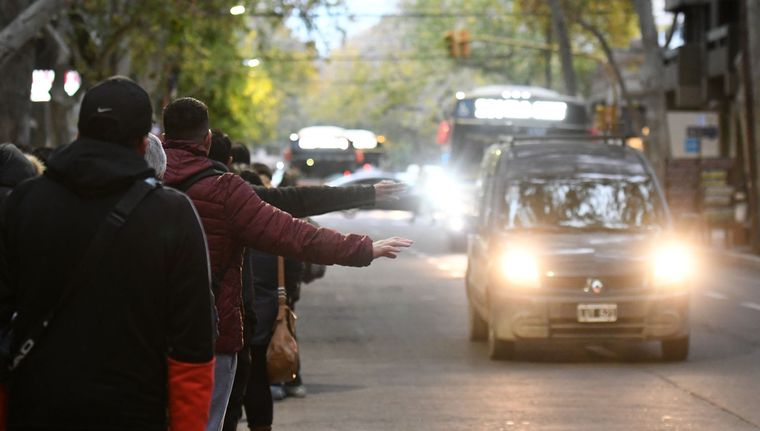 Con esta nueva modalidad, el Banco Nación apuesta por modernizar el acceso al transporte público. Foto: Santiago Tagua/MDZ