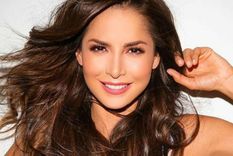 a sus 38 anos carmen villalobos paraliza las redes con su hipnotizante figura