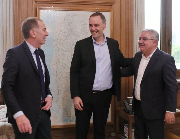 Raúl Jalil, junto a Diego Santilli y Manuel Adorni Raúl Jalil, junto a Diego Santilli y Manuel Adorni