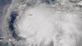El Centro Nacional de Huracanes alertó que Melissa podría causar inundaciones y deslizamientos de tierra en varios países del Caribe. El Centro Nacional de Huracanes alertó que Melissa podría causar inundaciones y deslizamientos de tierra en varios países del Caribe.