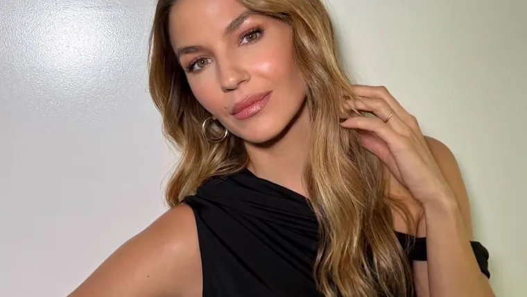 Mirá el look de Marcela Kloosterboer.