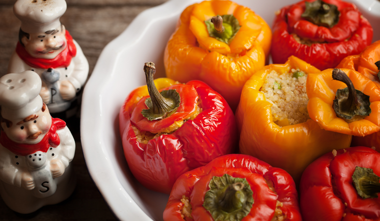 Receta vegana: pimientos rellenos de quinua y vegetales Foto: Shutterstock
