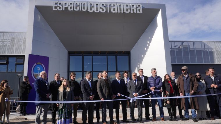 Alfredo Cornejo estuvo en la inauguración