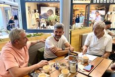 De izquierda a derecha: Julio Cobos, Ulpiano Suarez y José Octavio Bordón. Foto: X @juliocobos