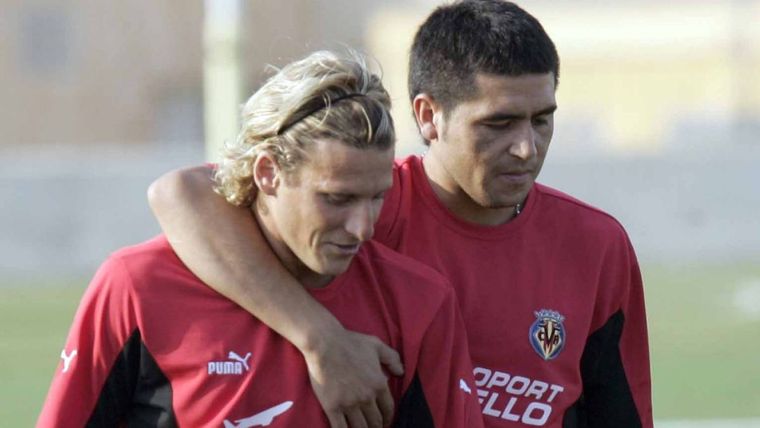 Forlán y Riquelme conformaron una dupla letal en Villarreal. publicada en As Foto: publicada en As