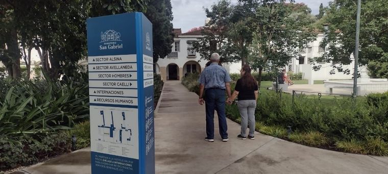 Eduardo y Gladis y una particular historia de amor.