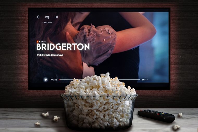 La colección de joyas de Bridgerton en alianza con Pandora fue un éxito absoluto de ventas para Netflix. La colección de joyas de Bridgerton en alianza con Pandora fue un éxito absoluto de ventas para Netflix.