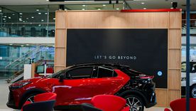La tecnología de Samsung transforma los concesionarios de Toyota en espacios digitales e interactivos. La tecnología de Samsung transforma los concesionarios de Toyota en espacios digitales e interactivos.