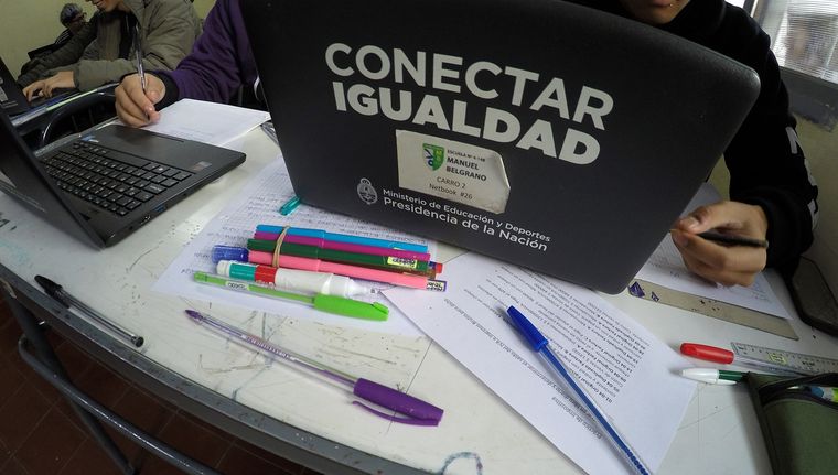 El servicio de internet dejó de funcionar por una deuda de la Nación Foto: ALF PONCE MERCADO / MDZ