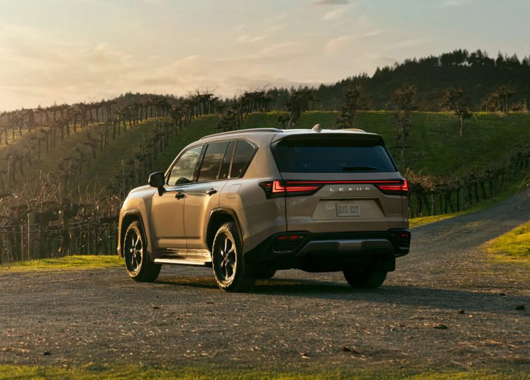 Lexus TX 2025