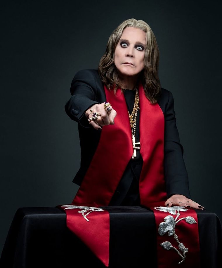 El Príncipe de las Tinieblas llevaba años lidiando con el deterioro progresivo de su condición física El Príncipe de las Tinieblas llevaba años lidiando con el deterioro progresivo de su condición física