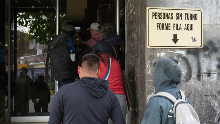 Anses también mantiene pagos por rango mensual para grupos que no dependen de la terminación del documento. Anses también mantiene pagos por rango mensual para grupos que no dependen de la terminación del documento.