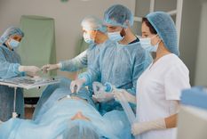 Lejos de una merma en las cirugías estéticas,tras difundirse casos como el de Silvina Luna, hubo un incremento que intervenciones que se mantiene hasta el día de hoy. Foto: Shutterstock