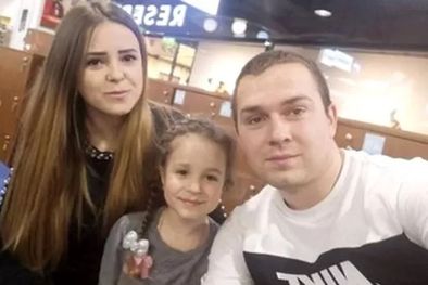MDZol | Foto: FOTO DE LA FAMILIA. Oleg, con su esposa Irina y su hija Sofía.