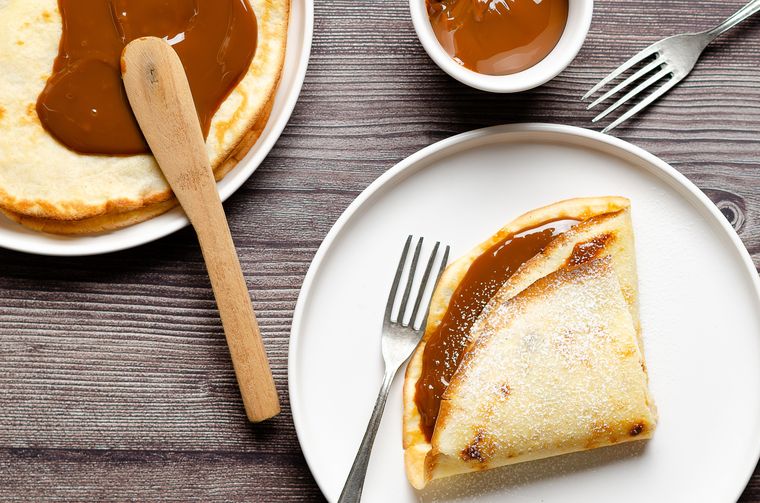 Con pasos simples prepará esta receta de panqueques con dulce de leche Con pasos simples prepará esta receta de panqueques con dulce de leche