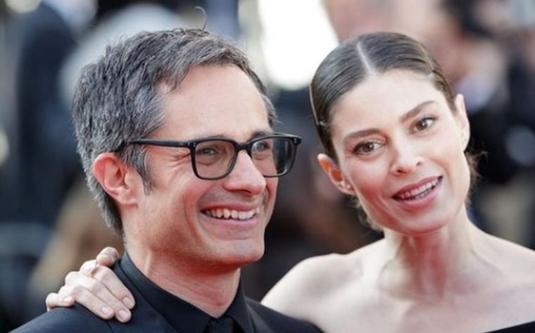 Foto: https://www.milenio.com/espectaculos/famosos/gael-garcia-bernal-fernanda-aragones-papas-tercer-hijo-actor