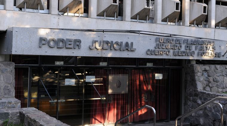 El trabajo de los forenses fue clave para la investigación. El trabajo de los forenses fue clave para la investigación.